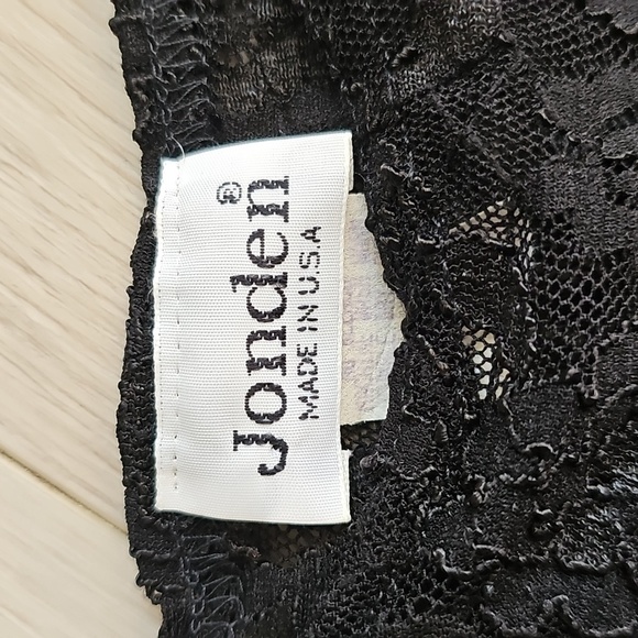 Vintage Jonden Romantic Goth Black Floral Lace Shortsleeve Bodysuit Small - Picture 14 of 16